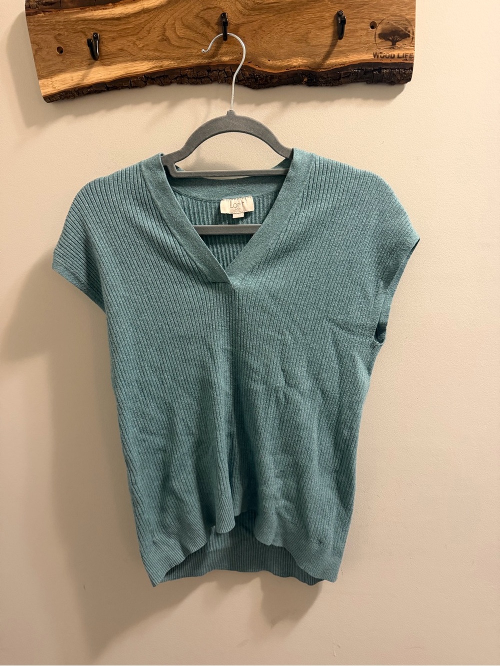 LOFT Ribbed V-Neck Sleeveless Tank in Teal